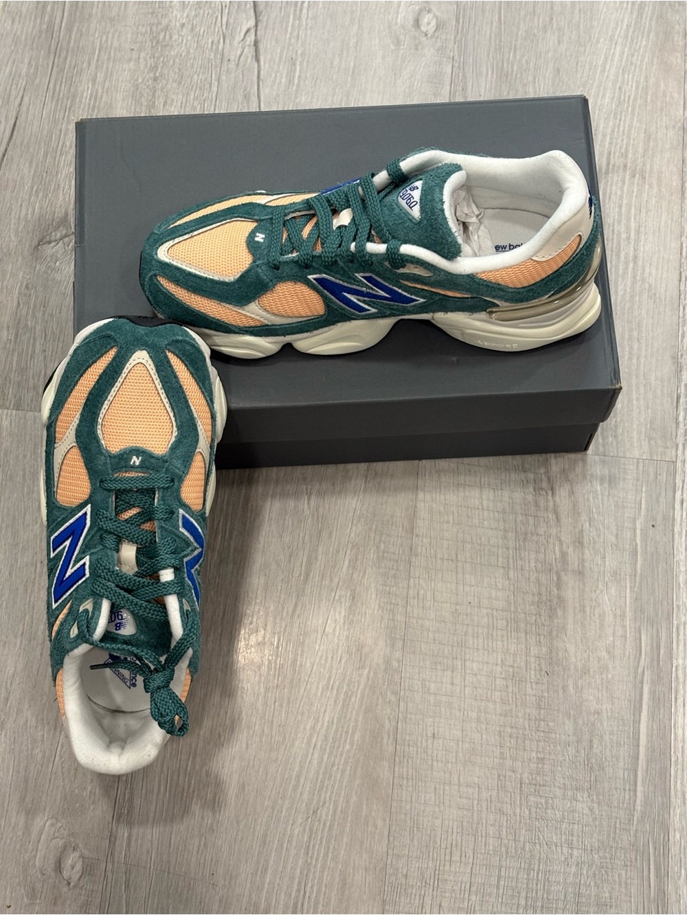 New Balance Green, Tan & Blue Suede Mesh Sneakers AT-6/25